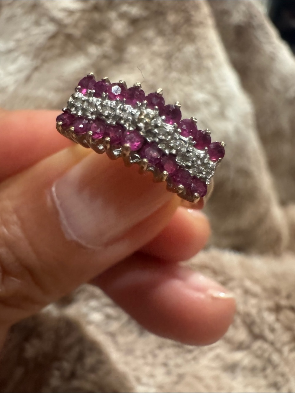 Vintage 10K Gold Ruby & Diamond Band Ring Size 7 Estate Fine Jewelry - Picture 6 of 13